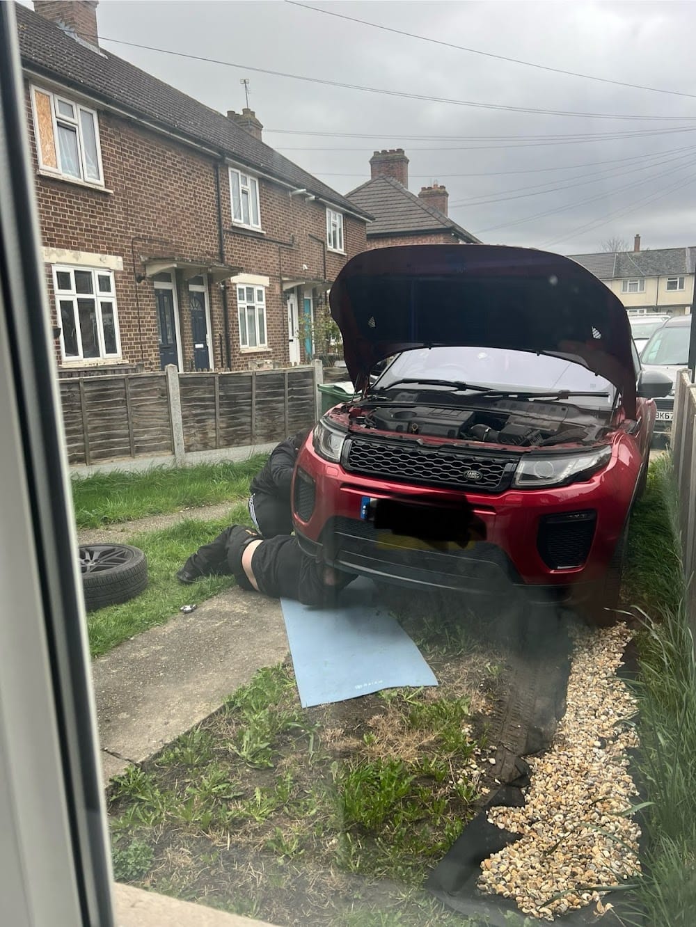 Eddie Mobile Mechanic vehicle bonnet open during a mobile visit